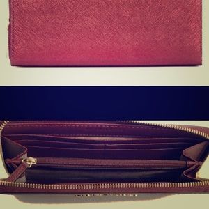 Micheal Kors wallet
